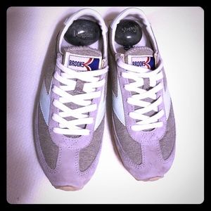 Brooks Vanguard trainer